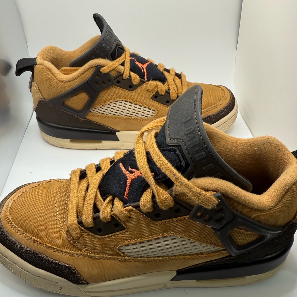 EUC Jordan Kids' Sneakers - Tan and Black